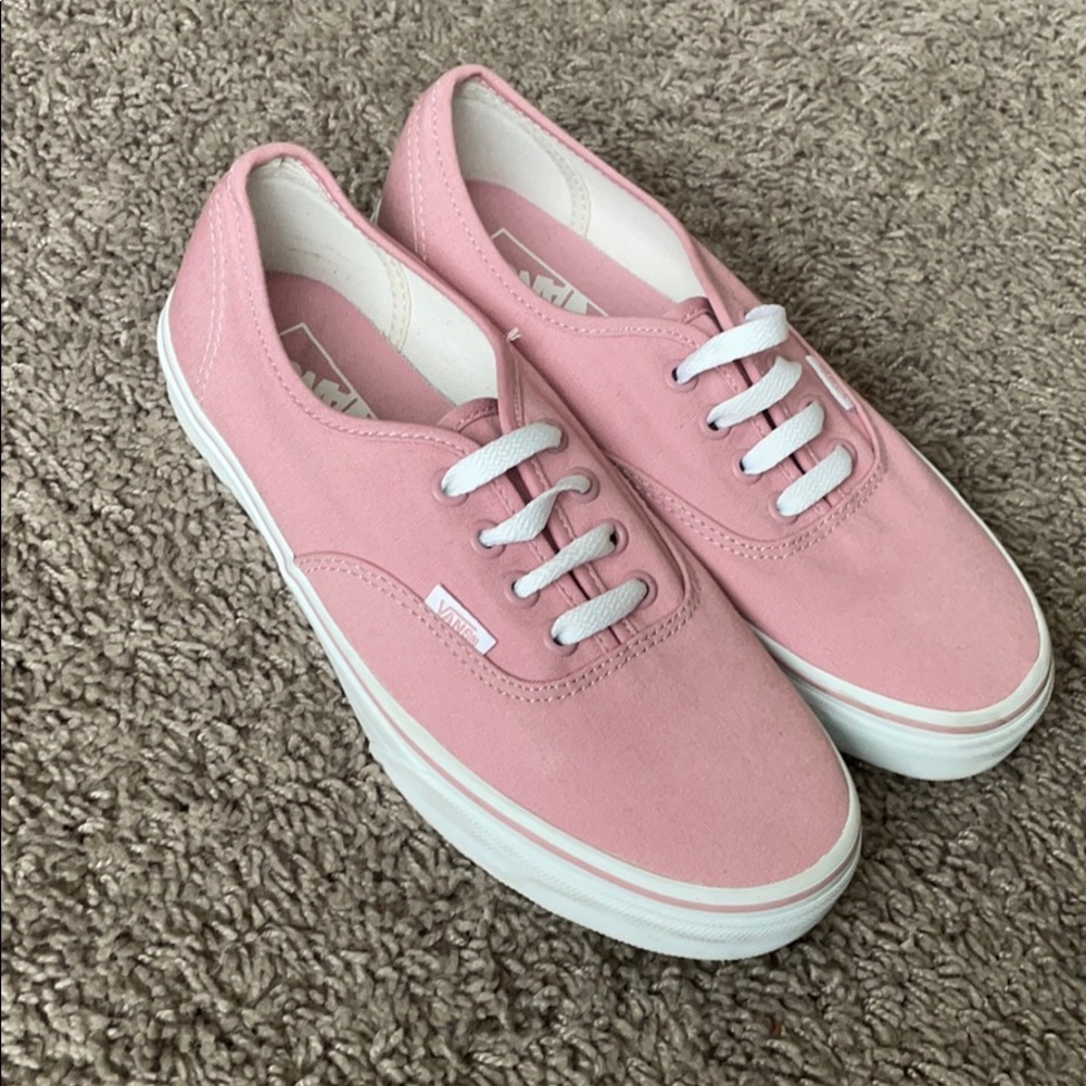 Authentic zephyr / true white vans